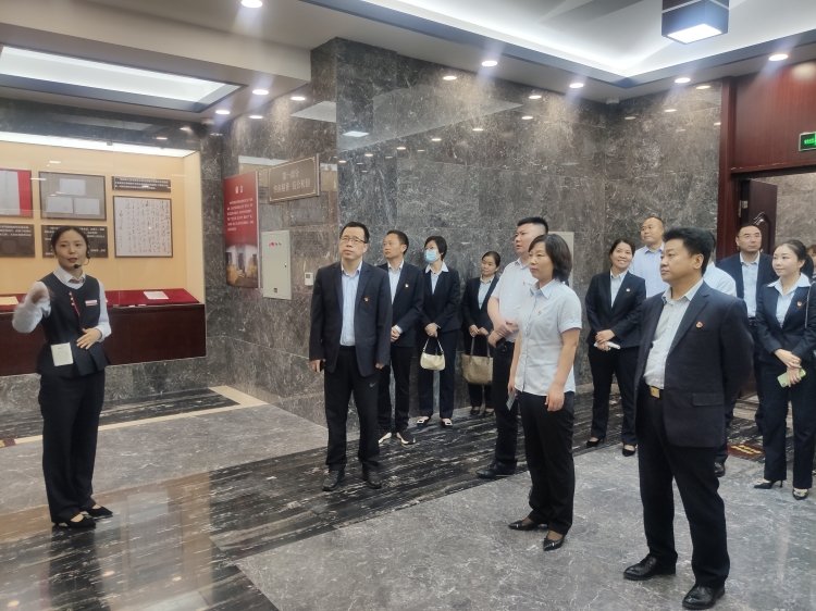 301601430795596105.jpeg 4.jpg