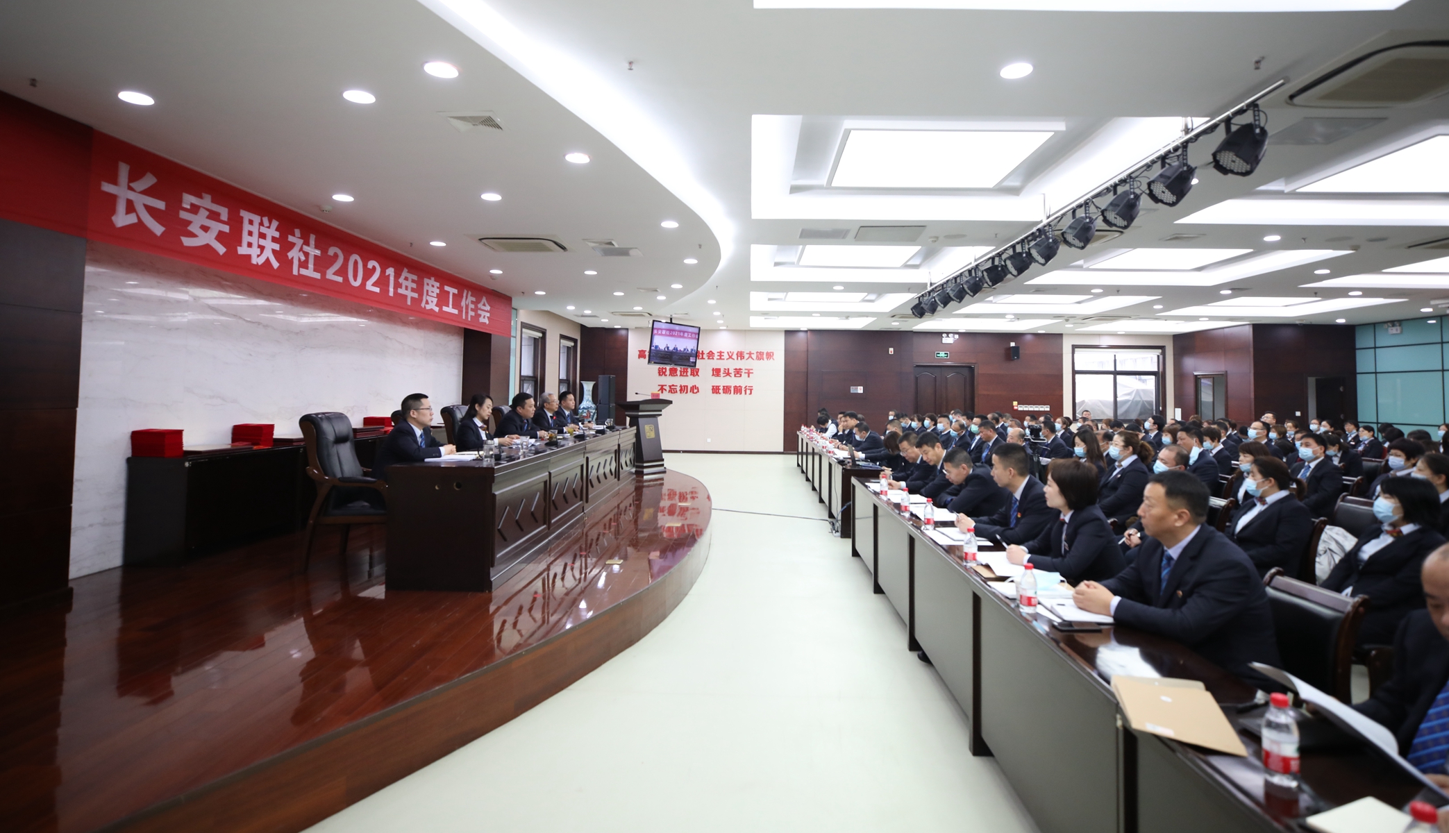 081615191880279926.jpeg 8U5A4999.JPG