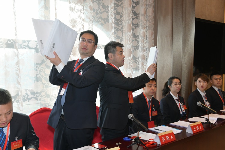 291638170008115800.jpeg 9-监票人-750.jpg