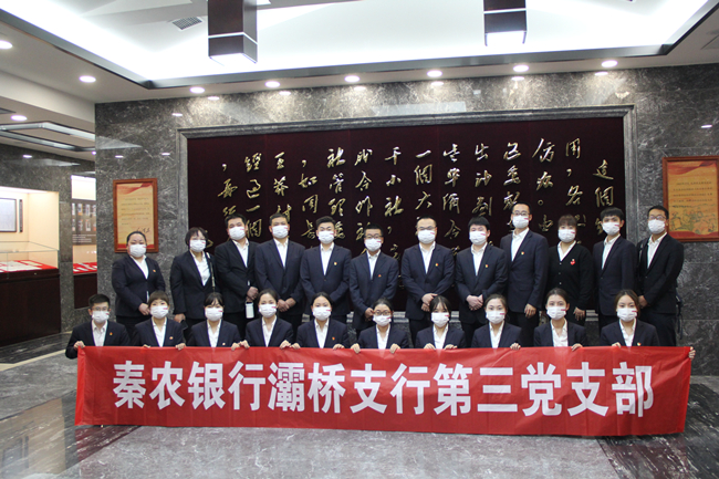 191652945305757346.jpeg 合影.jpg