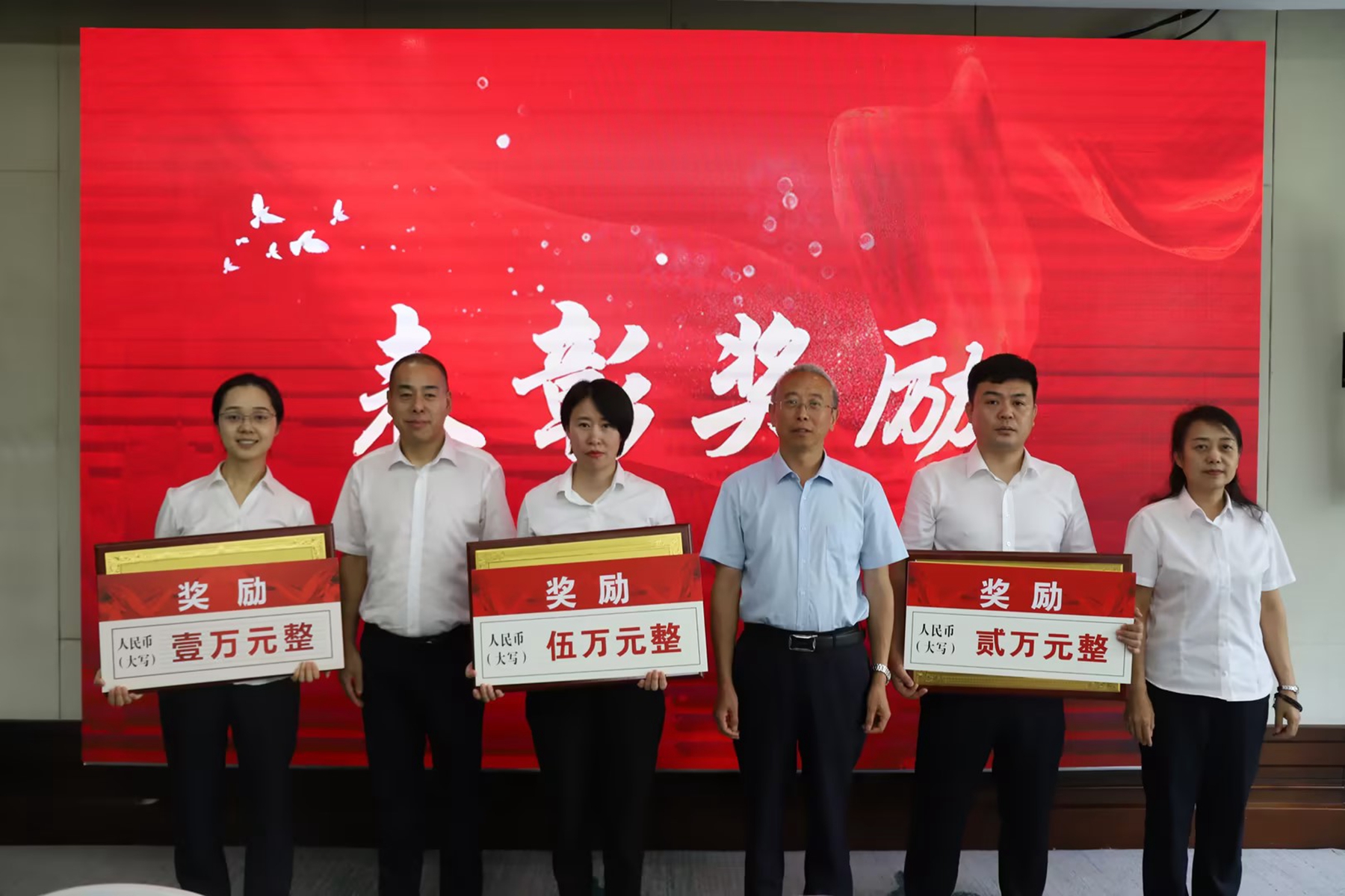 031691024699565306.jpeg 4.jpg