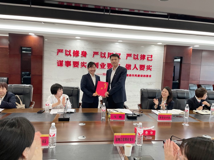 021712021347184334.jpeg 696fb386-0ecd-4a21-8372-8df95c61fd06.jpg