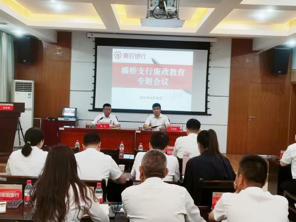 291714374950128512.jpeg c3d997f8-2d26-42dd-8099-c28d9a52c0d1.jpg